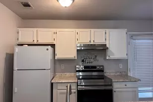 2327 Summer Pl Dr, Arlington, TX 76014 - Photo 9