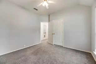 828 Abbots Ln, Denton, TX 76205 - Photo 33
