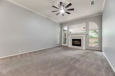 828 Abbots Lane, Denton, TX 76205 - Photo 13