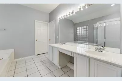 828 Abbots Lane, Denton, TX 76205 - Photo 31