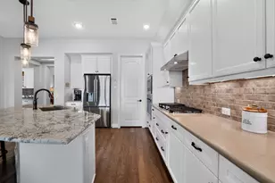 9508 Banded Iron Ln, Denton, TX 76207 - Photo 9