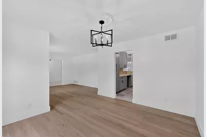 550 Glen Oaks Boulevard, Dallas, TX 75232 - Photo 17