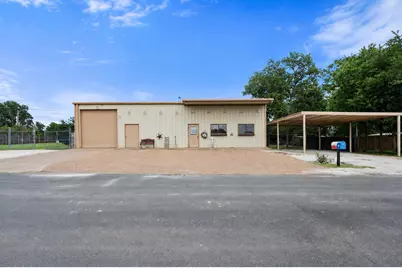 112 Love Street, Fairfield, TX 75840 - Photo 3