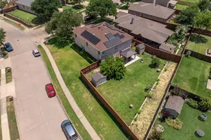 1628 Jewel Ln, Little Elm, TX 75036 - Photo 33