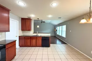 9120 Goldenview Dr, Fort Worth, TX 76244 - Photo 5