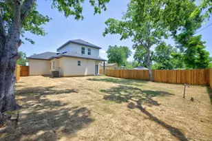 316 E Drew St, Fort Worth, TX 76110 - Photo 37