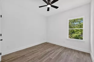 316 E Drew St, Fort Worth, TX 76110 - Photo 29