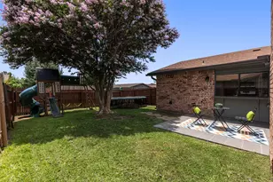 2004 White Ash Rd, Carrollton, TX 75007 - Photo 31
