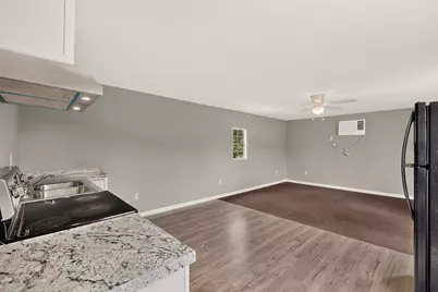 1657 E 2nd Street, Cleburne, TX 76031 - Photo 13