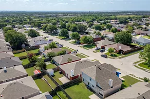 2374 Stagecoach St, Fort Worth, TX 76133 - Photo 23