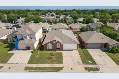 2374 Stagecoach Street, Fort Worth, TX 76133 - Photo 29