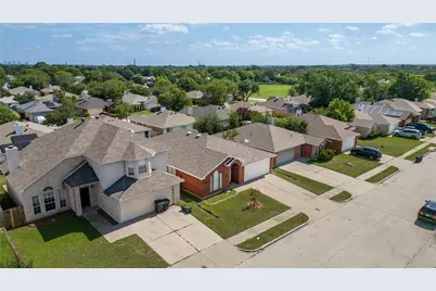 2374 Stagecoach Street, Fort Worth, TX 76133 - Photo 27