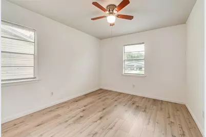 730 Cindy Lane, Grand Prairie, TX 75052 - Photo 11