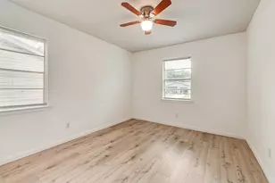 730 Cindy Ln, Grand Prairie, TX 75052 - Photo 11