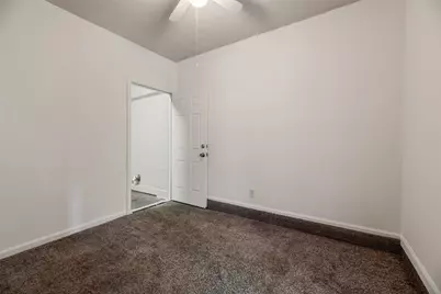 730 Cindy Lane, Grand Prairie, TX 75052 - Photo 21