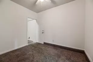 730 Cindy Ln, Grand Prairie, TX 75052 - Photo 21