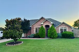 2942 Meandering Way, Granbury, TX 76049 - Photo 1