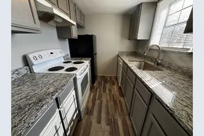 6329 Walraven Circle, Fort Worth, TX 76133 - Photo 7