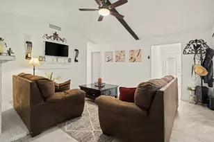 1617 Pebble Beach Dr, Lewisville, TX 75067 - Photo 3