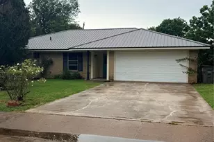 127 Dunn St, Red Oak, TX 75154 - Photo 1