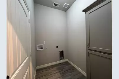 148 Frank Street, Greenville, TX 75402 - Photo 15
