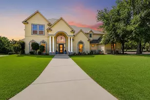 100 Manders Ct, Runaway Bay, TX 76426 - Photo 1