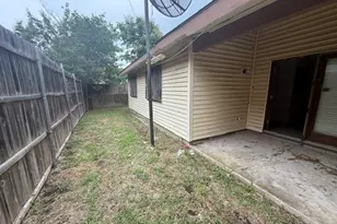 710 Intrepid Dr, Garland, TX 75043 - Photo 19