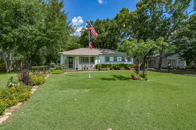 529 Lee Street, Cedar Hill, TX 75104 - Photo 1