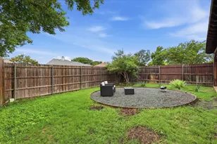1614 Sunswept Terrace, Lewisville, TX 75077 - Photo 15