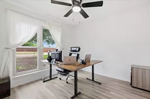 1614 Sunswept Terrace, Lewisville, TX 75077 - Photo 11