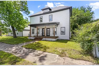 504 W Owing Street, Denison, TX 75020 - Photo 1