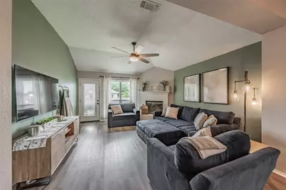 7000 Rovato Drive, Arlington, TX 76001 - Photo 17