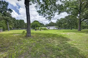 250 E Golden Oaks Dr, Mabank, TX 75156 - Photo 27