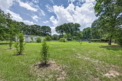 250 E Golden Oaks Drive, Mabank, TX 75156 - Photo 21