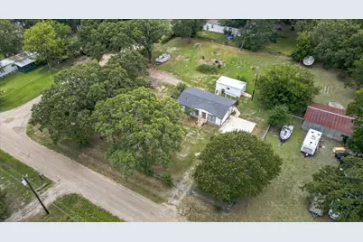 250 E Golden Oaks Drive, Mabank, TX 75156 - Photo 23
