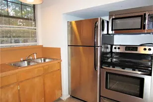 1106 Peak St, Denton, TX 76201 - Photo 15