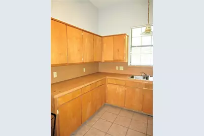 1106 Peak Street, Denton, TX 76201 - Photo 13