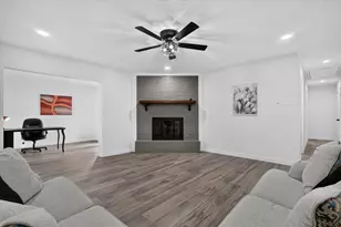 439 Candlelight Ave, Duncanville, TX 75137 - Photo 7