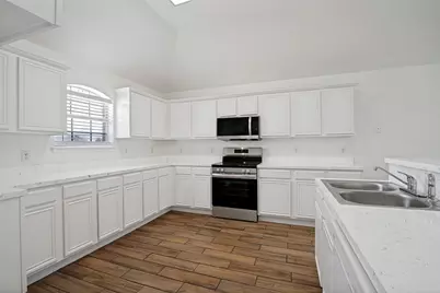 3111 Creekside Drive, Sachse, TX 75048 - Photo 7