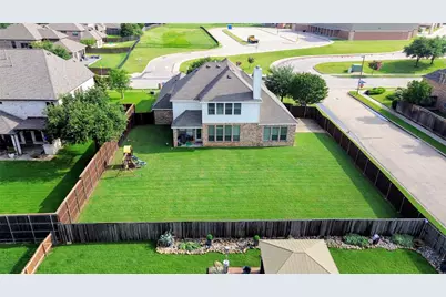 5730 Creek Crossing Lane, Sachse, TX 75048 - Photo 3