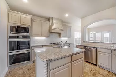 422 Crestview Drive, Midlothian, TX 76065 - Photo 7