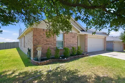 4901 Parkview Hills Lane, Fort Worth, TX 76179 - Photo 3