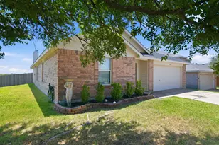 4901 Parkview Hills Ln, Fort Worth, TX 76179 - Photo 3