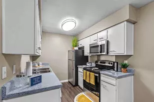 11349 Newkirk St, Dallas, TX 75229 - Photo 7