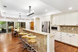9902 Galway Dr, Dallas, TX 75218 - Photo 7