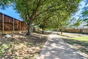946 S Old Orchard Ln, Lewisville, TX 75067 - Photo 21