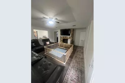 946 S Old Orchard Lane, Lewisville, TX 75067 - Photo 5
