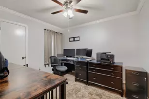 946 S Old Orchard Ln, Lewisville, TX 75067 - Photo 13
