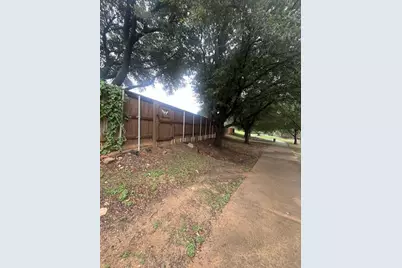 946 S Old Orchard Lane, Lewisville, TX 75067 - Photo 17