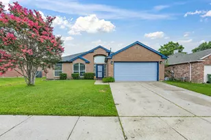 7609 Albany Ln, Arlington, TX 76002 - Photo 1